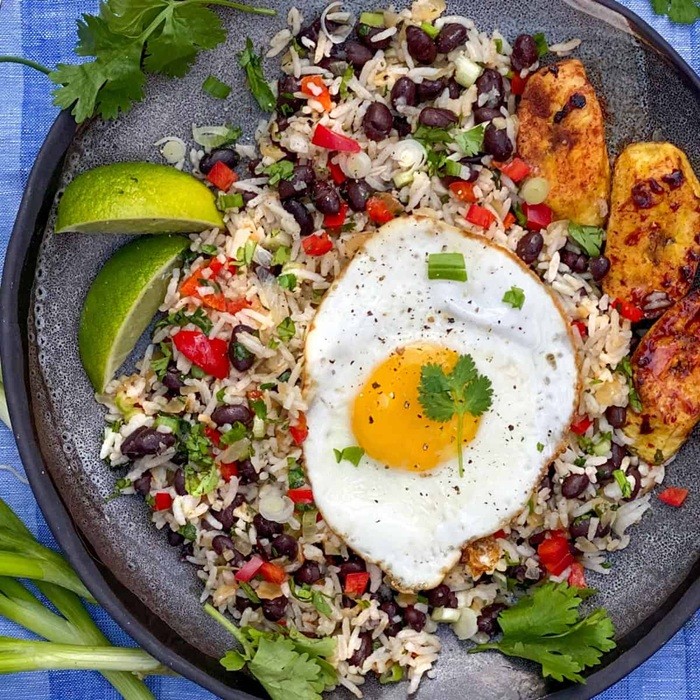 https://www.themealdb.com/images/media/meals/ytogg31784397116.jpg Meal thumbnail